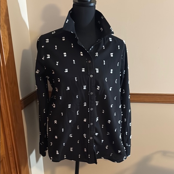 LOFT Tops - LOFT Black Top with White Details